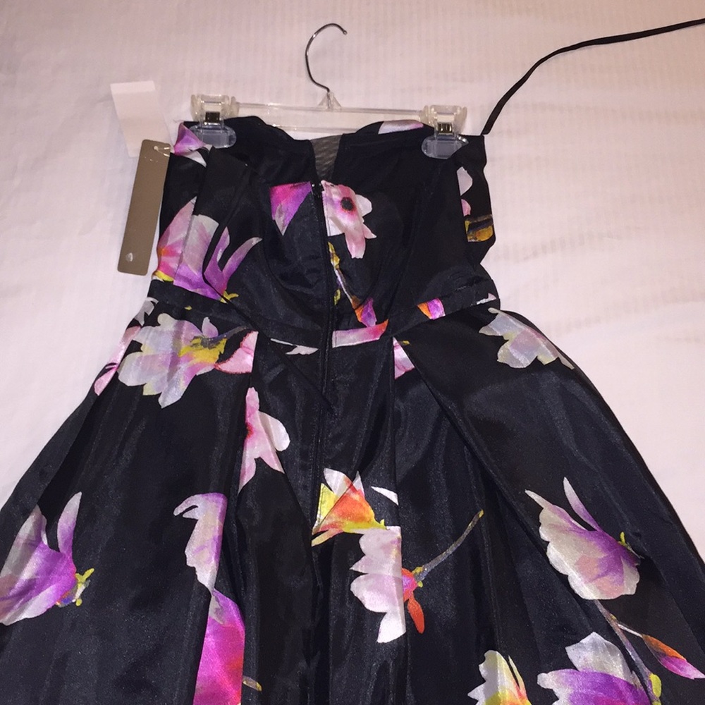 Prom-formal dress - Picture 4 of 4